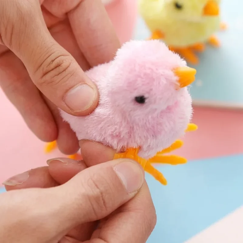 Clockwise Key Type Jumping Chicken Toy